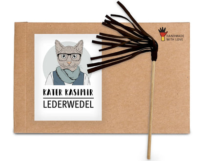 Katzenspielzeug "Lederwedel"