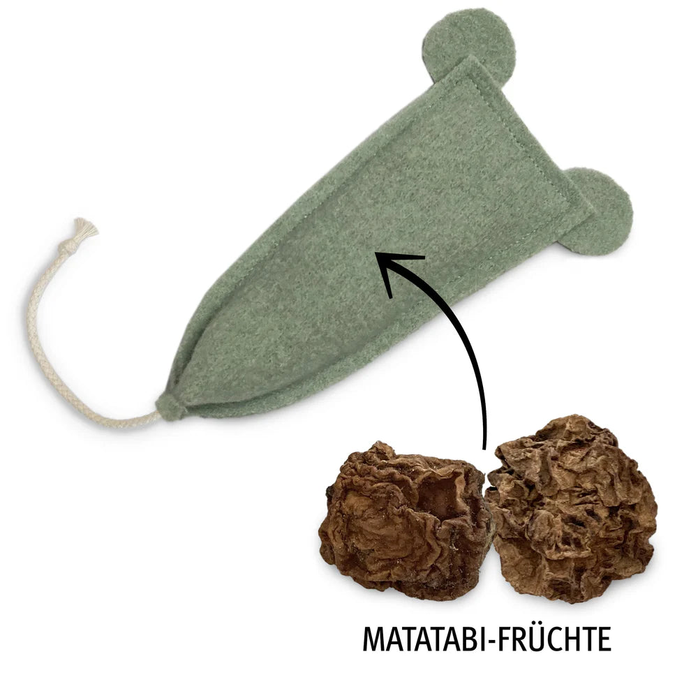 Cat cushion "Mouse with Matatabi fruits"