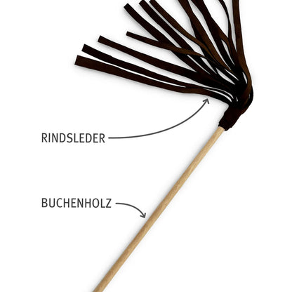 Katzenspielzeug "Lederwedel"