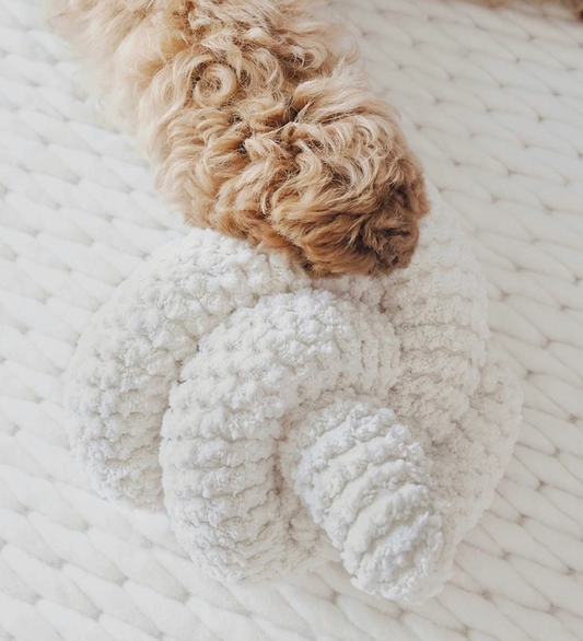 NOU Sniffing Toy – Creative dog toy for knotting, cuddling &amp; retrieving