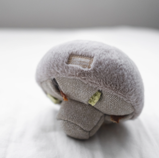 GUU Sniffing Mushroom (Various Sizes and Colors)